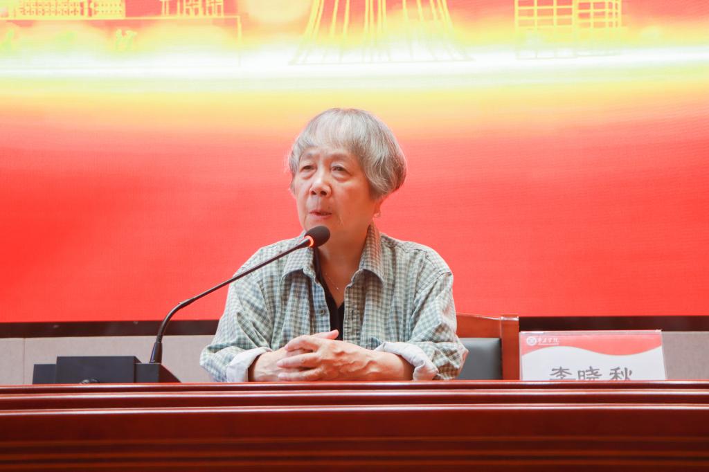 20250624best365官网举行纪念中国人民抗日战争胜利80周年暨隐蔽战线革命前辈后代交流活动 (2).jpg