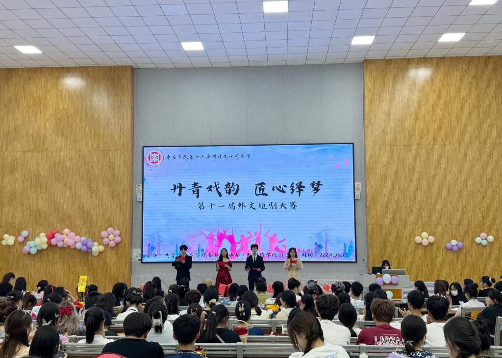 dcdce2be9a1a0f1f37b97ea8754e709.jpg