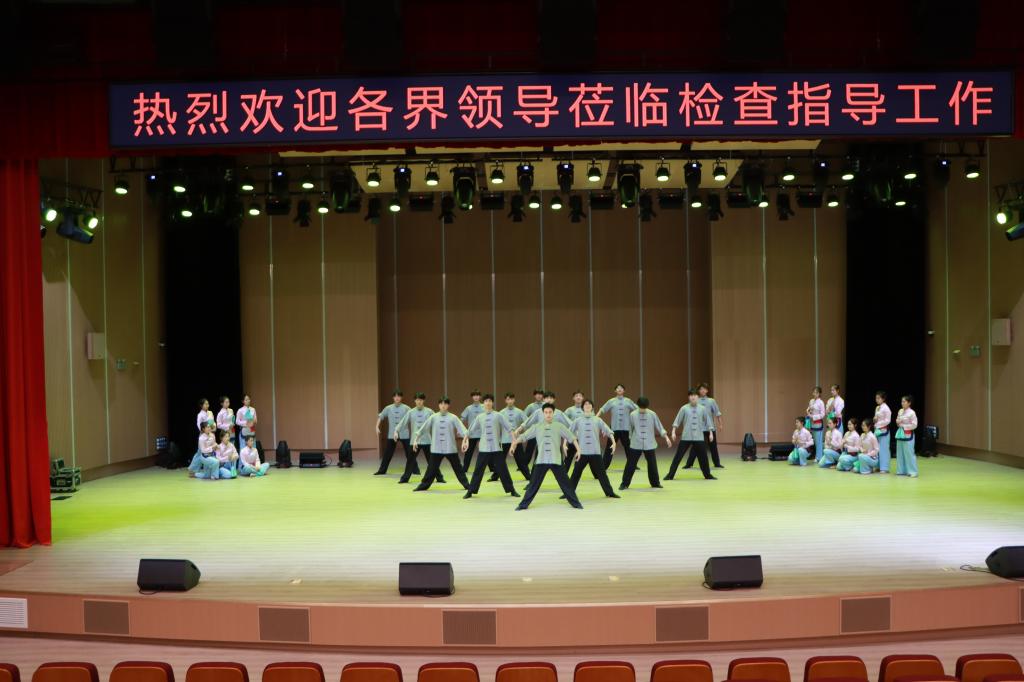 20240612左文副市长来best365官网调研 (7).jpg